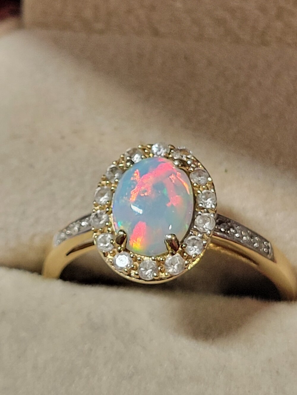 14k Vintage Opal Halo Ring
